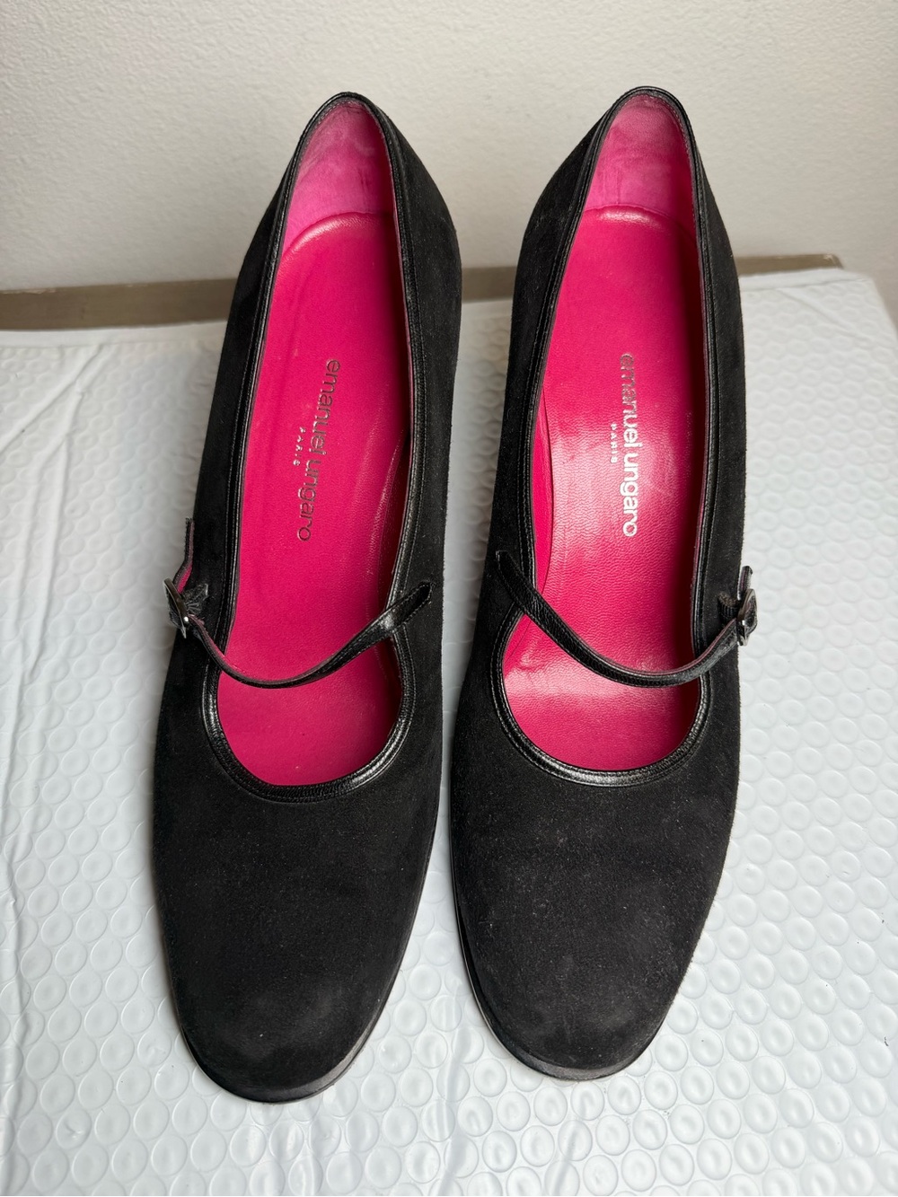 Emanuel Ungaro Paris Black Suede Mary Jane Pumps Italy Block Heel EU 42.5 US 9.5